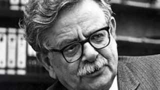 إلياس كانييتى درس الكيمياء وحصل على جائزة نوبل فى الأدب لهذا السبب – جريدة الخبر اليوم