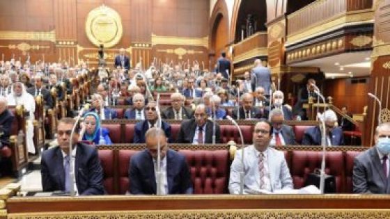 “100 مليار دولار صادرات”.. معالجة اختلال الميزان التجارى أولوية الحكومة – جريدة الخبر اليوم