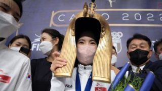 رئيس كونفدرالية أمريكا اللاتينية: القناع الفرعونى للبطل فى مونديال السلاح فكرة عالمية – جريدة الخبر اليوم