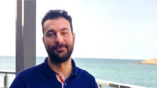 بره الملعب.. ممدوح عبد المنعم لاعب الطائرة: هوايتى السفر وحلمى أكون مذيعا – جريدة الخبر اليوم