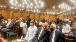 رئيس جامعة القاهرة ومدير مكتبة الإسكندرية يؤديان واجب العزاء فى الدكتور أحمد مرسى – جريدة الخبر اليوم