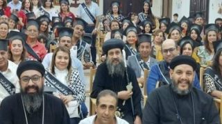 الكنيسة تحتفل بتخريج دفعة جديدة من مركز الدراسات المتخصصة بإيبارشية السويس – جريدة الخبر اليوم
