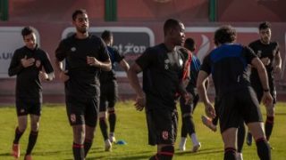 مشاركة بيرسي تاو وأكرم توفيق وأحمد ريان في مران الأهلي.. صور – جريدة الخبر اليوم