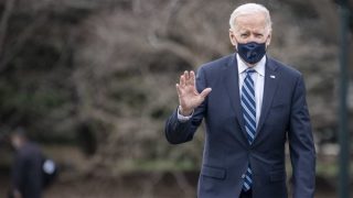 بعد إصابته بكورونا.. تطورات الحالة الصحية للرئيس الأمريكي – جريدة الخبر اليوم