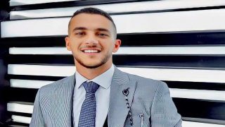 مُلقب بـ وزير الصناعه القادم