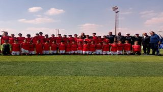 تعادل فريق الإعلاميين مواليد ٢٠١٠ في أول مباراة لهم في الدوري بعد احراز هدف التعادل القاتل في الوقت الضائع