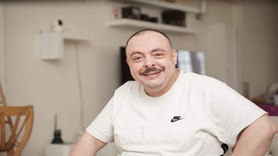 الشاعر سعد الغيطاني ينتهي من كتابة أغنية جديدة بعنوان ” لا تقولين “