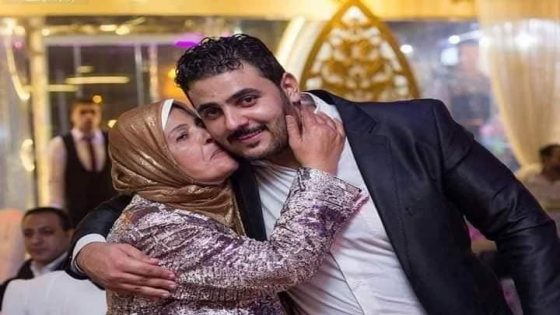 الفنان أحمد الخباز في احد اللقاءات التلفزيونية يتذكر امه بكلامات من حب بعد وفاتها