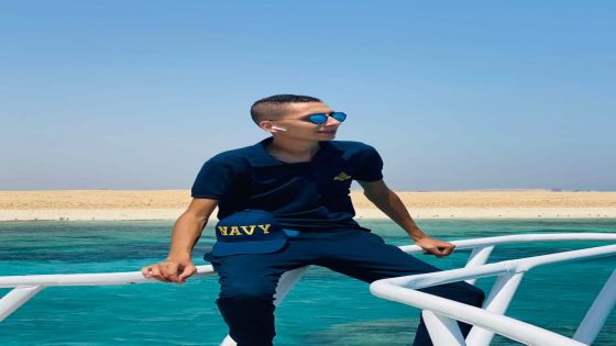 كابتن ابراهيم كامل ذوق ومشكله مهنه ربان اليخت في مصر