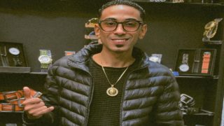 رحلة نجاح أحمد حسن الشهير بـ “بكار البيكو” في عالم الهندسة الصوتية