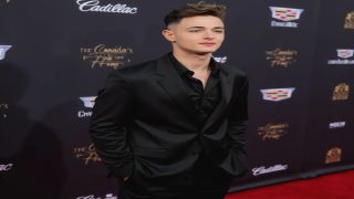 محمد الأمير.. من شغف التكنولوجيا إلى ريادة السوشيال ميديا والتداول