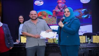 تكريم الكاتب والمصور الصحفي ياسر حماية في الملتقى الثقافي الثالث للمرشدين السياحيين