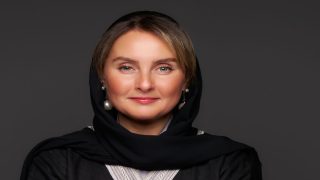 لطيفة – لاتي.. من جدة إلى قلوب الشباب