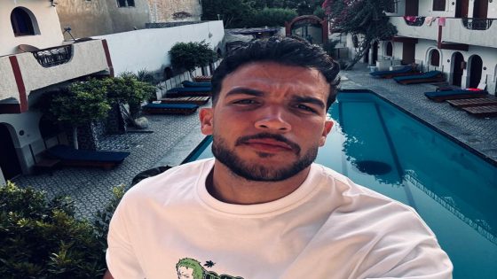 يوسف جمال: من بدايات متواضعة إلى بلوجر مؤثر يثير الجدل