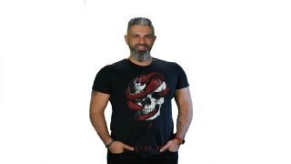 الدي جي جوني عيد المعروف بـ”Dj Spy” ذوق فريد ومهارة عالية في مزج الأغاني