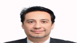 كتاب المستشار الدكتور أحمد عوضين يدخل مكتبة جامعة هارفارد ويحصل على بطاقة فهرسة عالمية