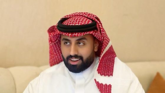 ظاهرة سلطان المستحي.. لماذا يثق فيه المديرون والشباب معاً؟