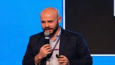 أمجد عثمان: بناء الـAI Studio الشخصي سيصبح مهارة أساسية.. وتعليم الذكاء الاصطناعي يجب أن يبدأ من المدارس