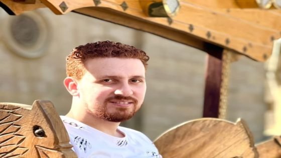 أحمد منير.. من صناعة المحتوى إلى إدارة الإعلانات وبناء هاشتاج غيّر قواعد التسويق العقاري