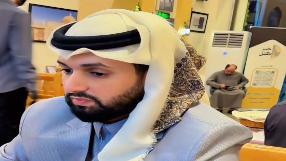 حمزه المشرفي.. ظاهرة شبابية تجمع بين الدين والتأثير الاجتماعي
